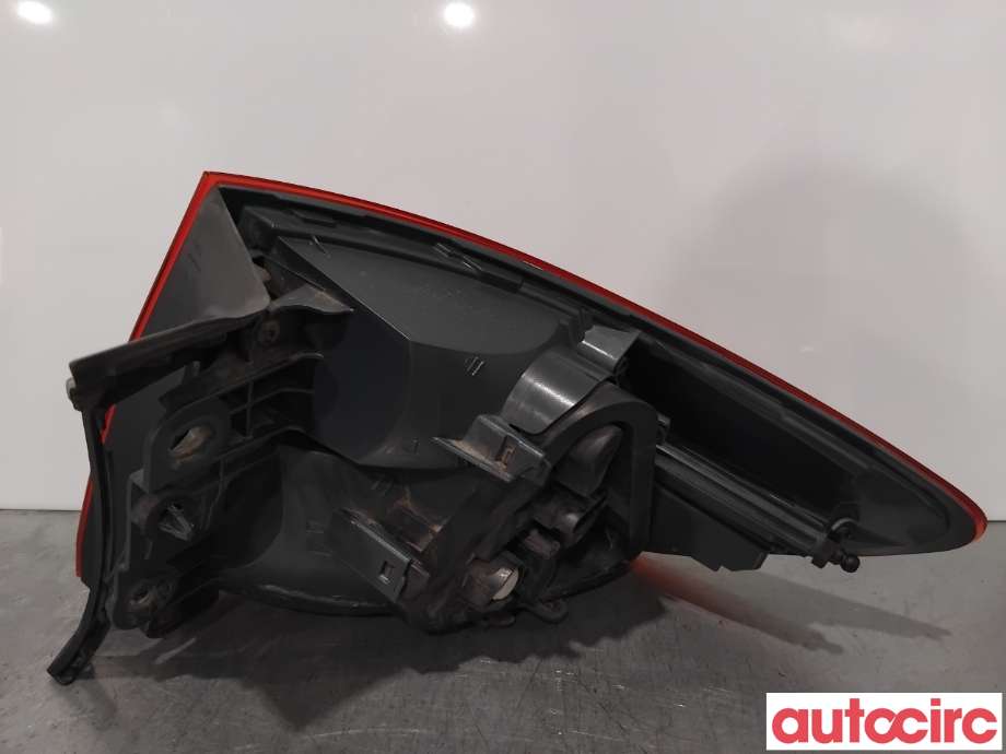 Baklykt venstre til BMW 3-Serie 2012-2018 (F30/F31/F34) (F30/F31/F34) (BMW|63217429727||7259901)