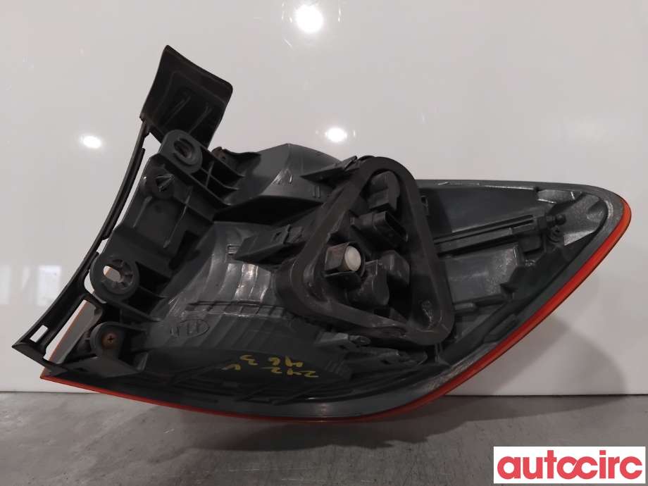 Baklykt venstre til BMW 3-Serie 2012-2018 (F30/F31/F34) (F30/F31/F34) (BMW|63217429727||7259901)
