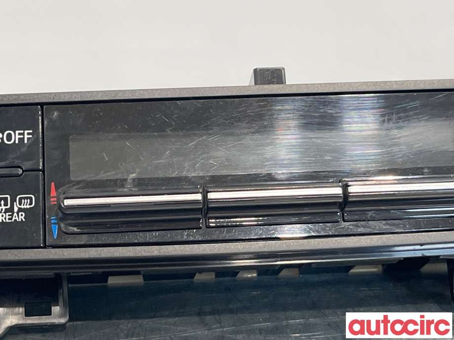 Varmeapparat betjening til Toyota Auris 2015-2019 (Type II, Fase 2) (TOYOTA|5590002C60)