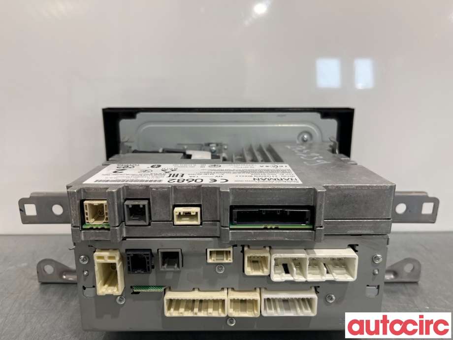 Bilstereo til Toyota Auris 2015-2019 (Type II, Fase 2)  (TOYOTA|8614002400|86140-02400)