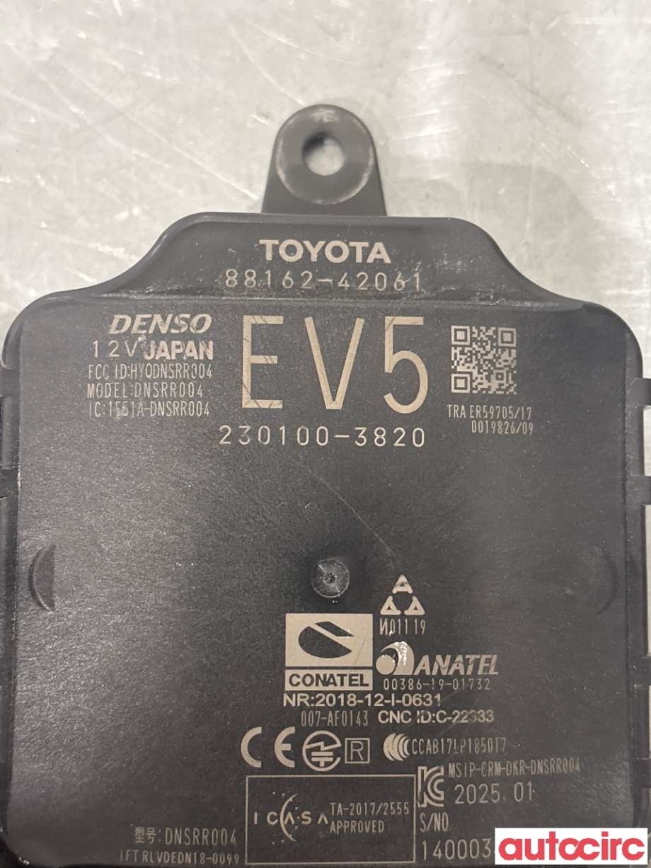 Sensor radar til Toyota Yaris 2014-2020 (Type III, Fase 2)  (TOYOTA|8816242061|230100-3820|88162-42061)