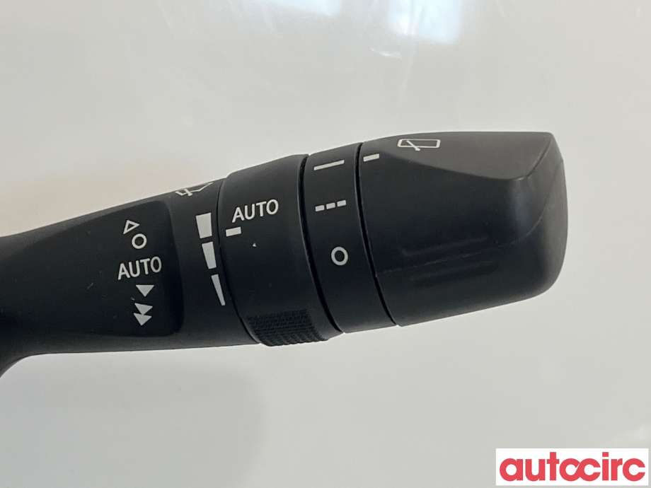 Bryter combi til Toyota Auris 2015-2019 (Type II, Fase 2)  (TOYOTA|8414002720)