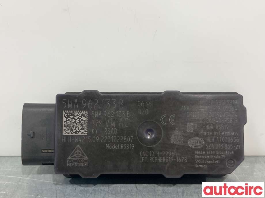 Diverse deler til VW Caddy 2020-->> (Type IV) (VOLKSWAGEN|5WA962133B|)