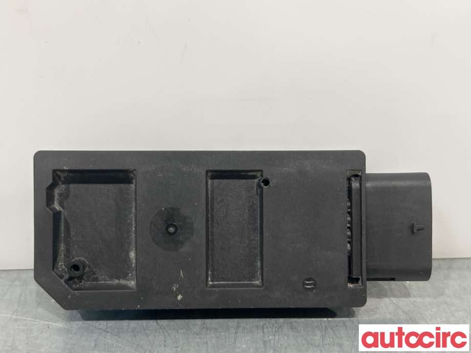 Diverse deler til VW Caddy 2020-->> (Type IV) (VOLKSWAGEN|5WA962133B|)