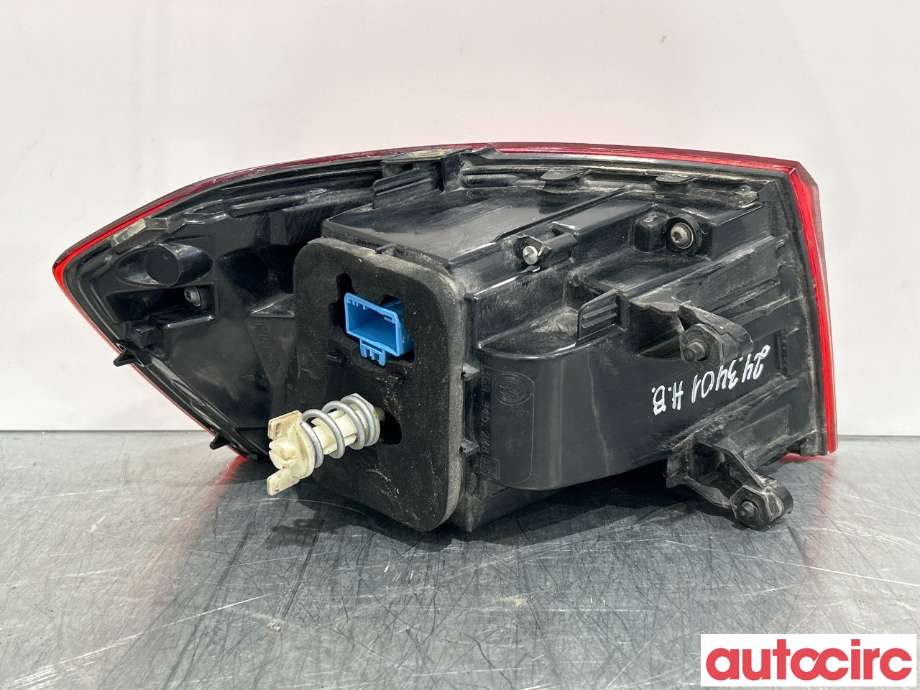 Baklykt høyre til VW Passat 2015-2019 (Fase 1) (B8) (B8) (VOLKSWAGEN|3G9945208J|81440201|3G9945208F)