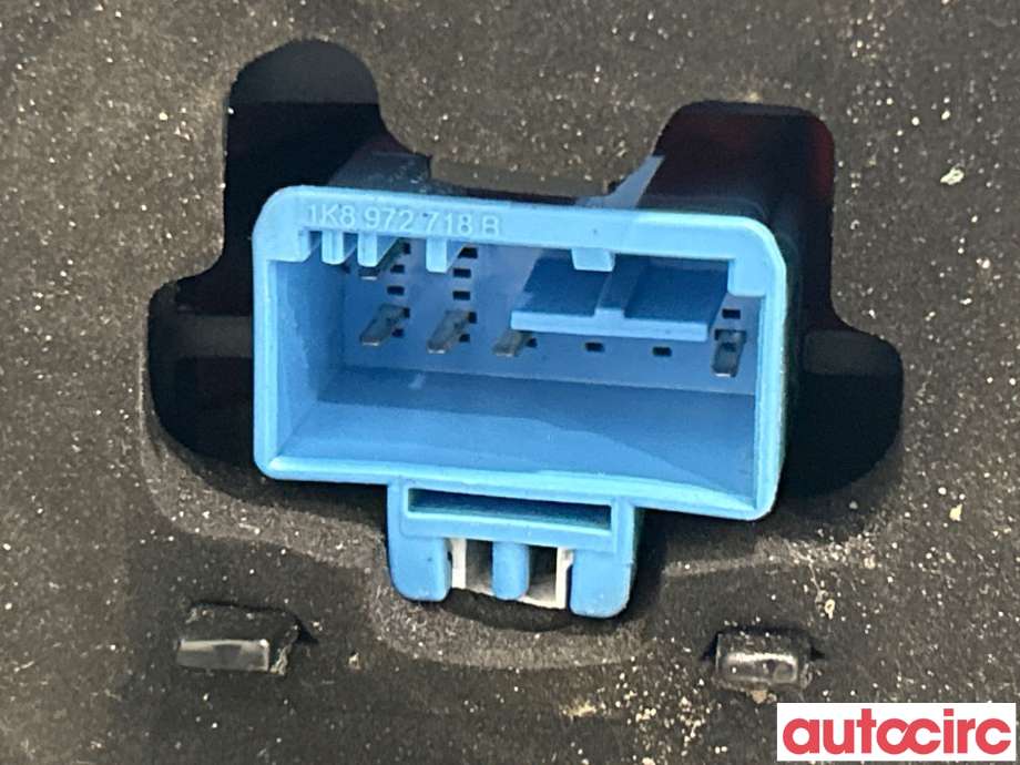Baklykt høyre til VW Passat 2015-2019 (Fase 1) (B8) (B8) (VOLKSWAGEN|3G9945208J|81440201|3G9945208F)
