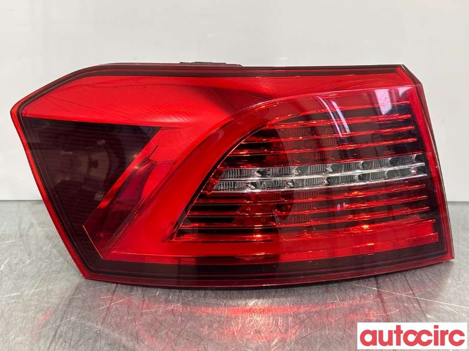 Baklykt venstre til VW Passat, 2015-2019 (Fase 1) (B8) (B8) (VOLKSWAGEN|3G9945207J)