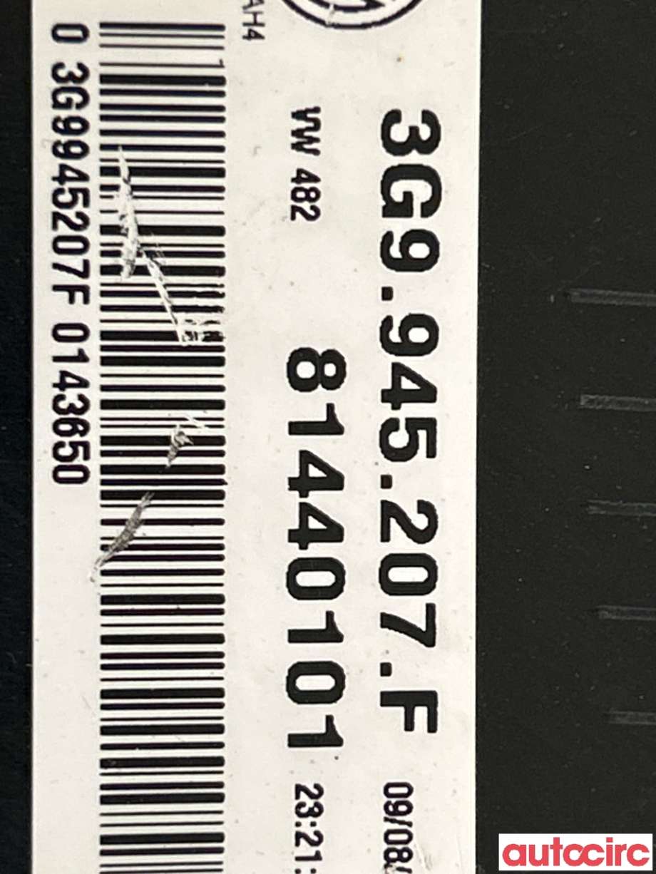 Baklykt venstre til VW Passat 2015-2019 (Fase 1) (B8) (B8) (VOLKSWAGEN|3G9945207J|81440101|3G9945207F)