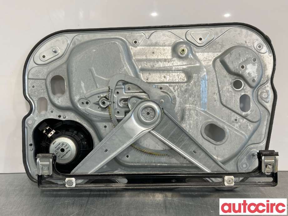 Ruteheis til Ford Kuga 2008-2012 (Type I) (FORD|1738645||7M51-R045H17-A)
