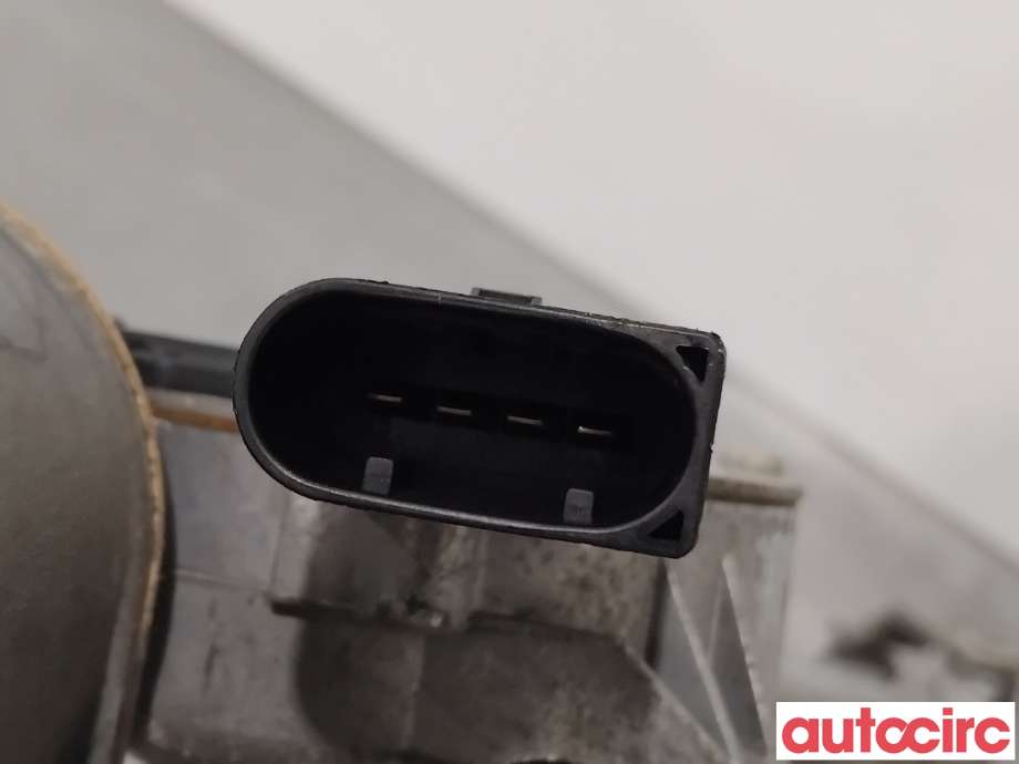 Viskermotor frontrute til Mercedes Sprinter 2013-2018 (Fase 2) (906) (906) (MERCEDES|A9068200040|405146|)