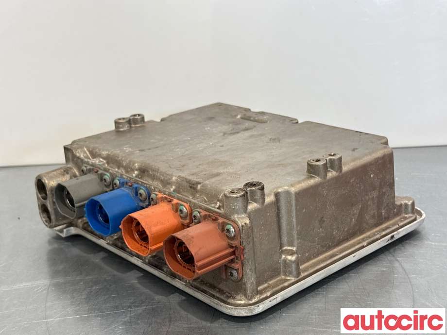 Diverse deler til Tesla Model S 2013-2016 (Fase 1) (TESLA|1028843-01-A|)
