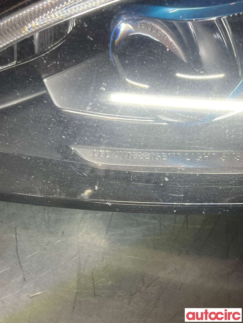 Frontlykt venstre halogen til Mercedes C-Klasse 2014-2018 (Fase 1) (W205) (W205) (A2059061704|030128423501|)