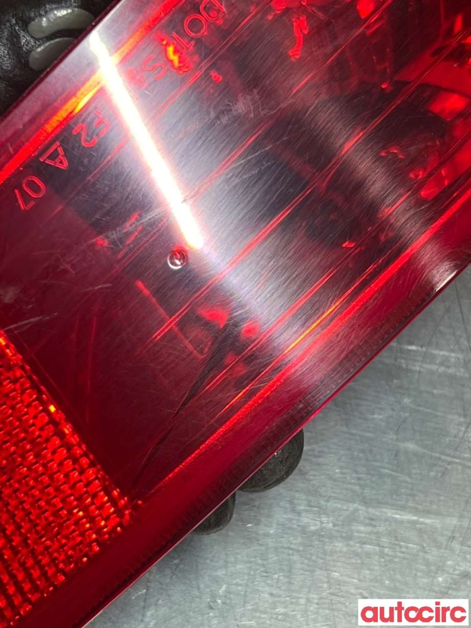 Refleksplate til Volvo XC60 2008-2013 (Type I, Fase 1)  (VOLVO|30763322|)