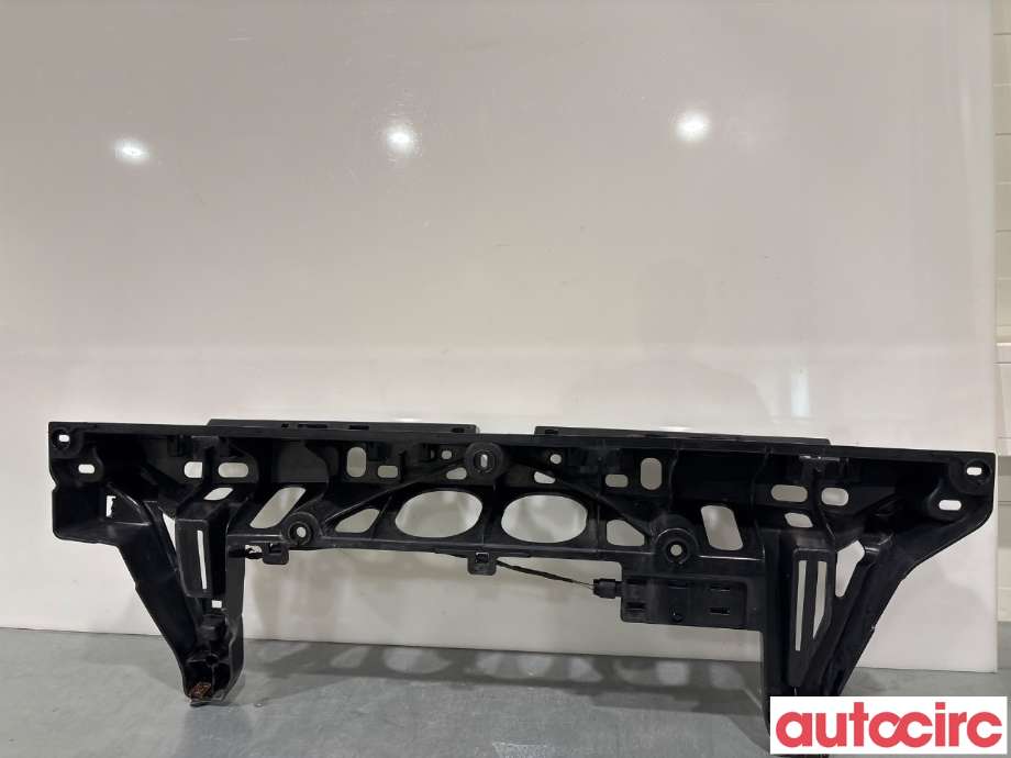 Støtfanger bak midtre del til BMW X5 2013-2018 (F15) (F15) (BMW|51127294391|)