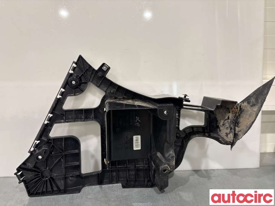 Diverse deler til BMW X5 2013-2018 (F15) (F15) (BMW|51127294721|)