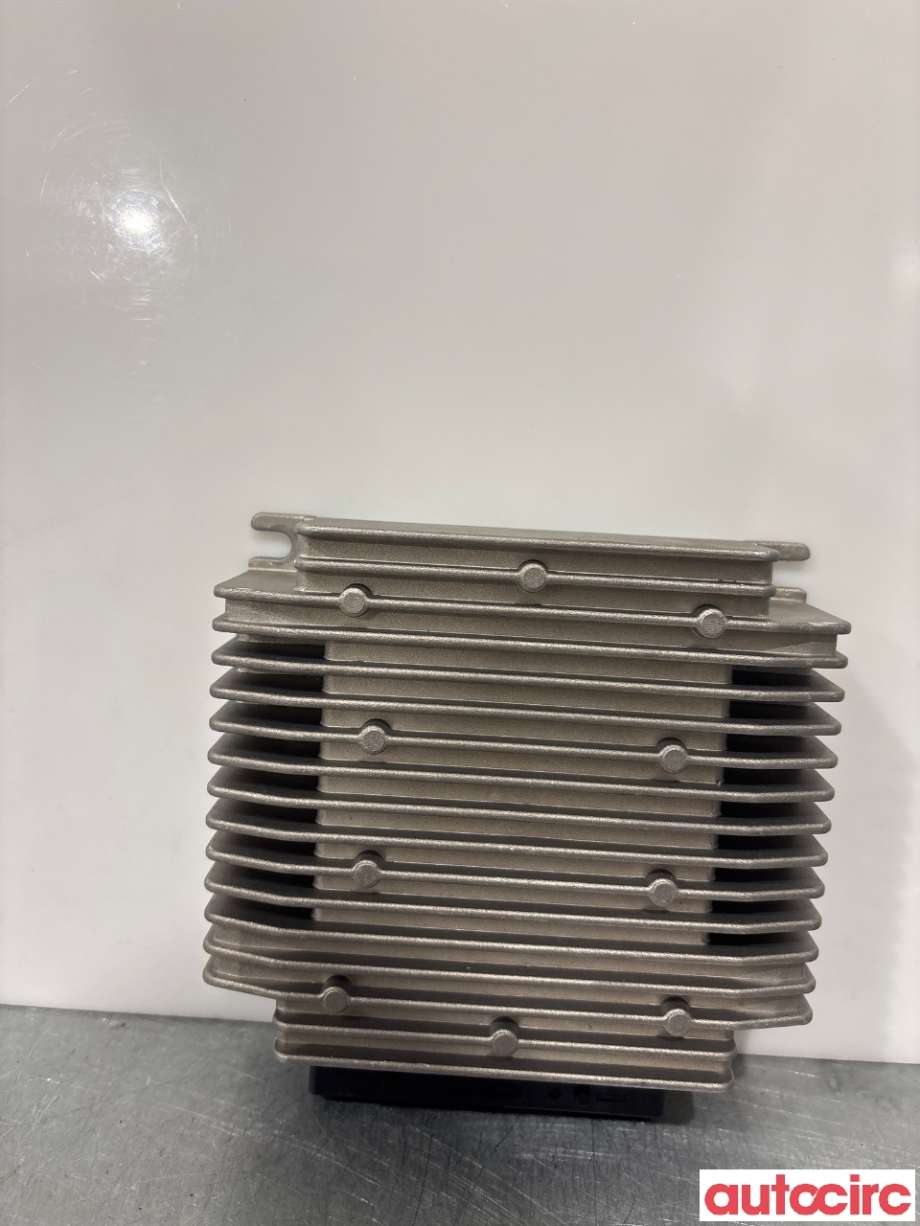 Bilstereo forsterker til Tesla Model S 2013-2016 (Fase 1) (TESLA|1004833-10-A|)