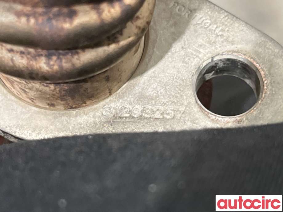 Diverse deler til Volvo XC70 2008-2013 (Type II, Fase 1) (VOLVO|31338533||31293257)