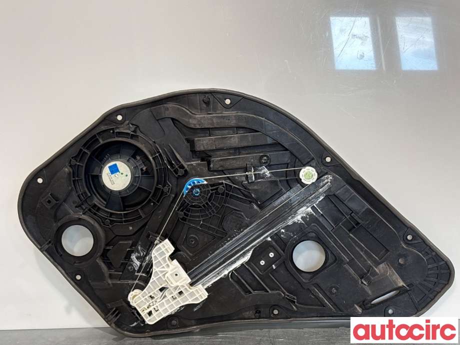 Ruteheis til Kia Niro 2016-2021  (KIA|83471Q4000||83470Q4000)