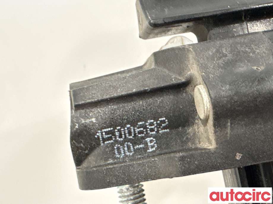 Dørstopper til Tesla Model Y 2021-2024 (Type I)  (TESLA|1500682-00-B|)