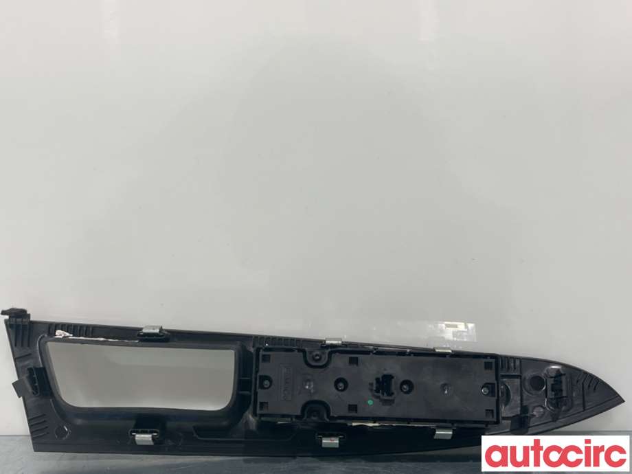 Bryter ruteheis til Ford Mondeo 2014-2019 (Type V, Fase 1) (FORD|1946785|DG9T-14540-DCW|DG9T-14540-DD3JA6)
