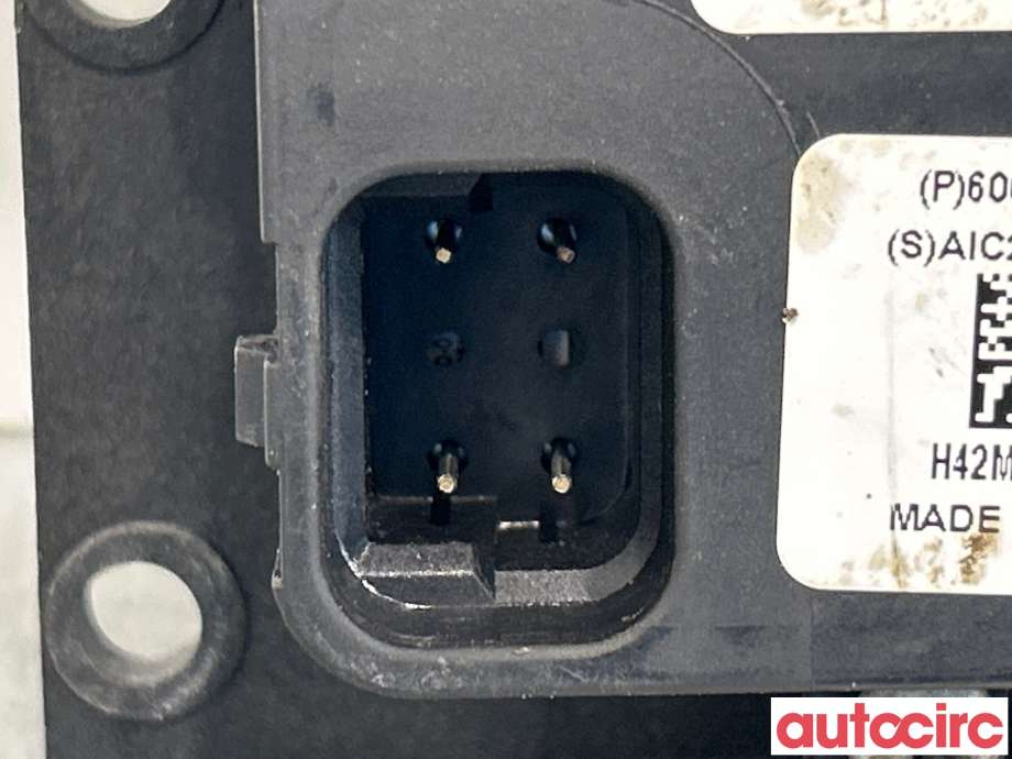 Diverse deler til Tesla Model S 2013-2016 (Fase 1) (TESLA|6007370-00-F|)