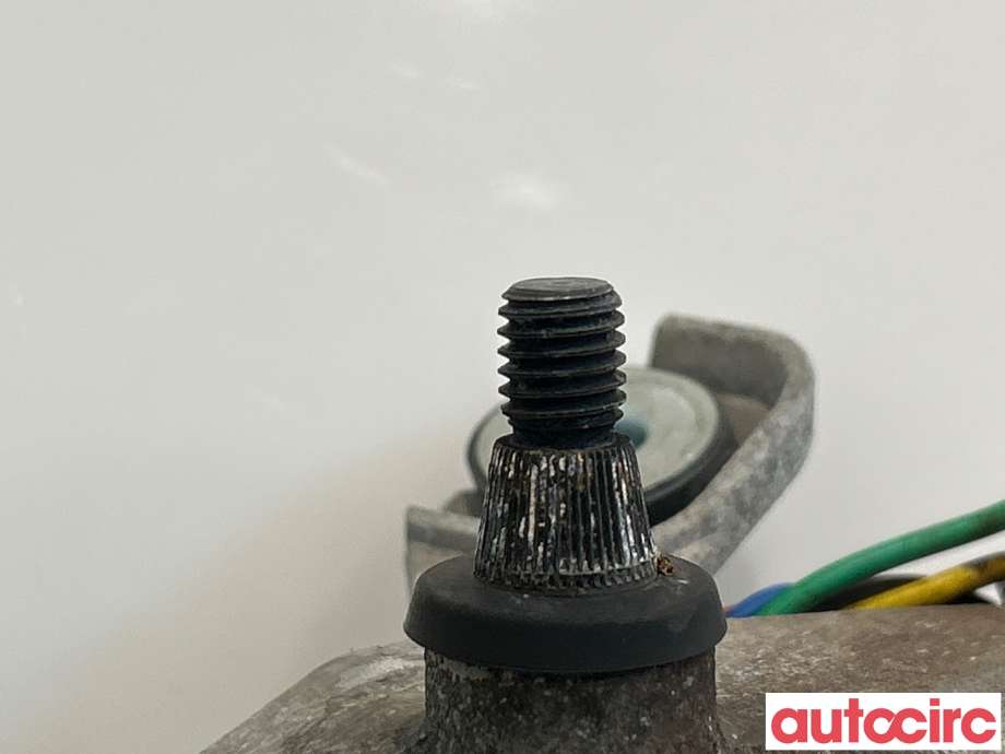 Viskermotor frontrute til Tesla Model S 2013-2016 (Fase 1)  (TESLA|6005946-00-G||6005946-00-E)
