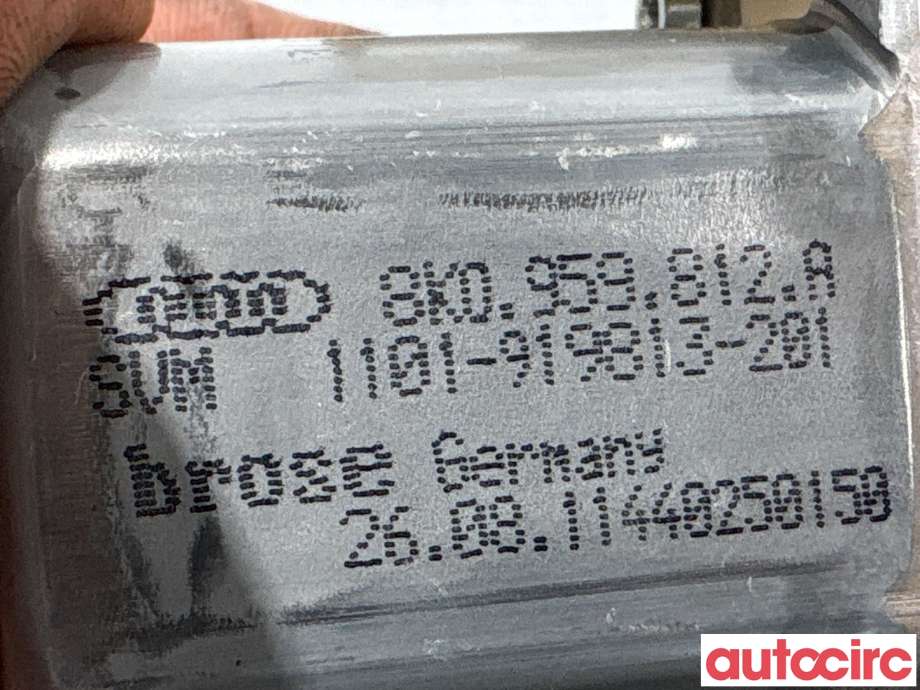 Ruteheis høyre bak til Audi A4 2007-2014 (Type IV) (B8) (B8) (AUDI|8K0959812A|1101-919813-201)