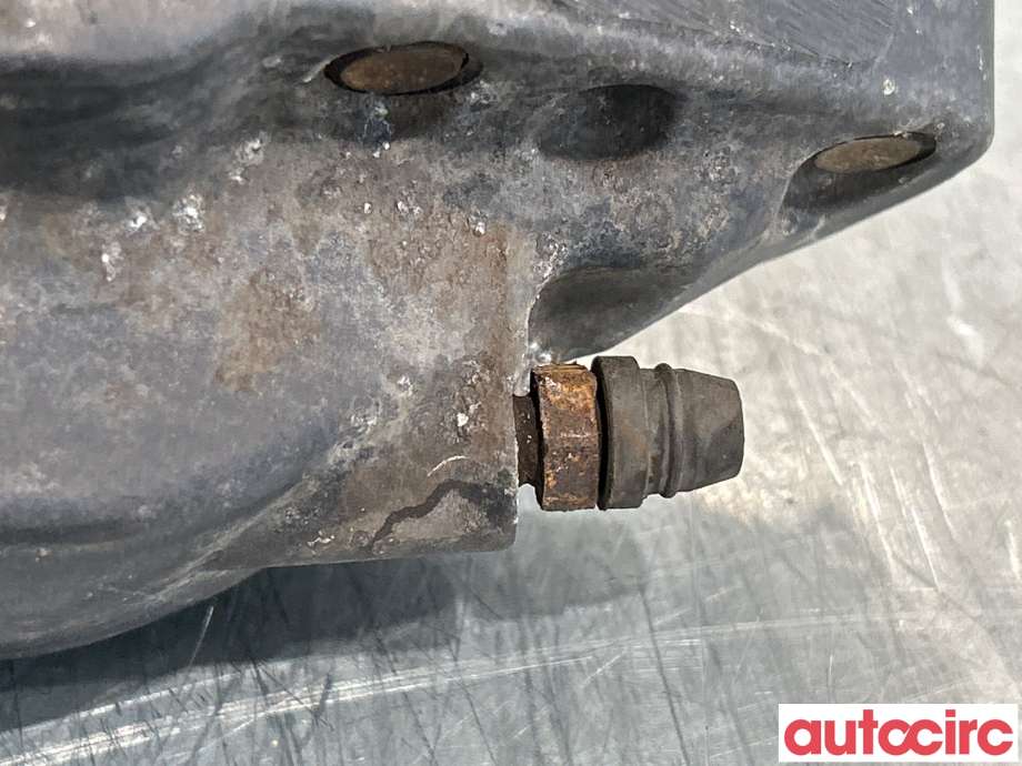 Bremsecaliper høyre foran til Tesla Model S 2013-2016 (Fase 1) (TESLA|1042640-00-B|)