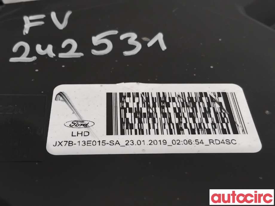 Frontlykt venstre halogen til Ford Focus 2018-->> (Type IV)  (FORD|2434032||JX7B-13E015-SA)