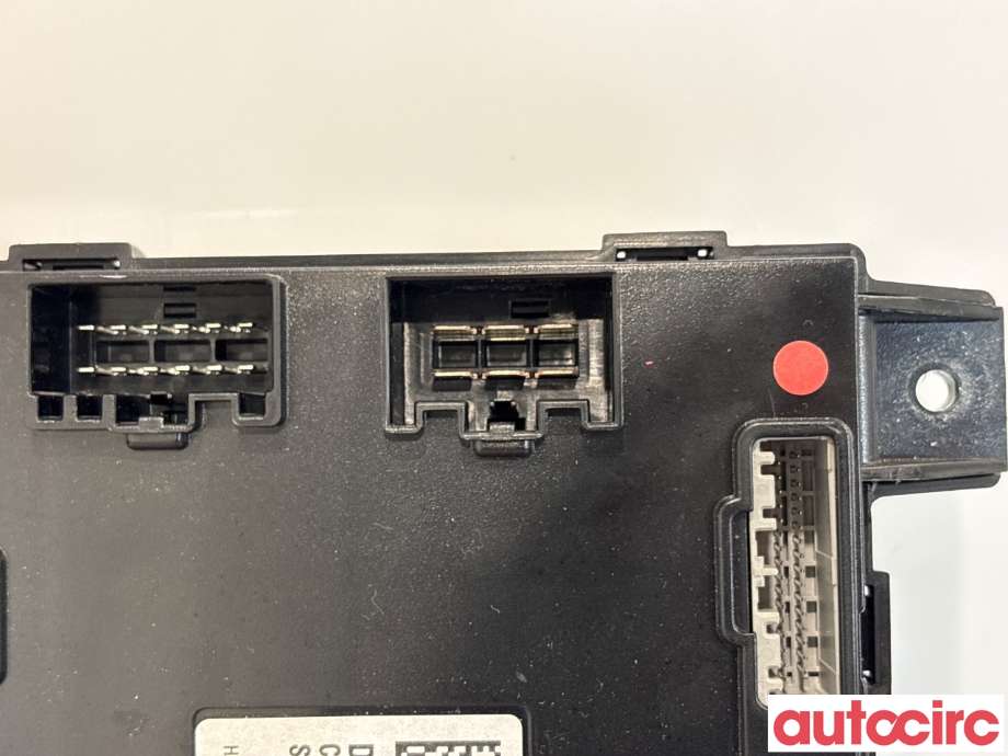Styreenhet comfort (BCM) til Tesla Model S 2013-2016 (Fase 1) (TESLA|1010907-00-D|A-0747G02T)