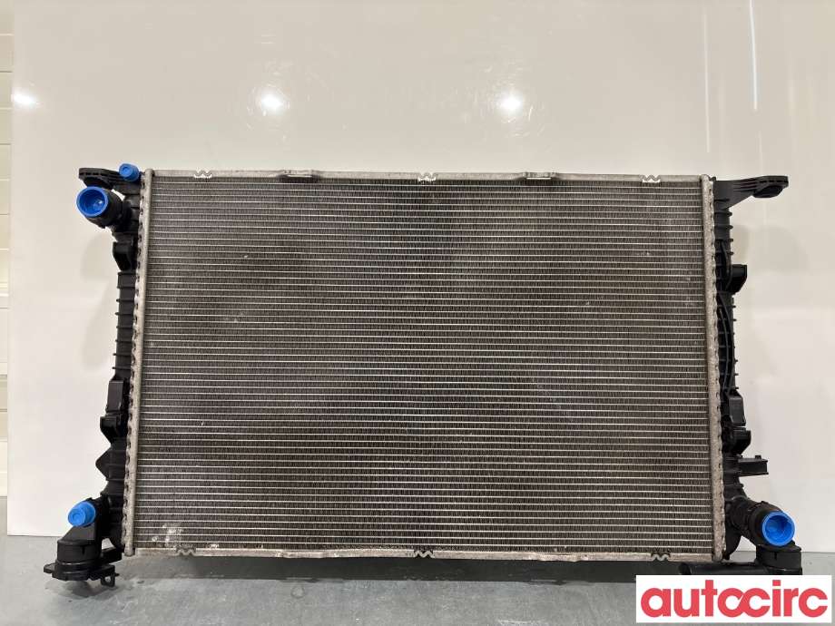 Radiator (automat gir) til Audi A6, 2011-2014 (Type IV, Fase 1) (C7) (C7) (AUDI|8K0121251H)