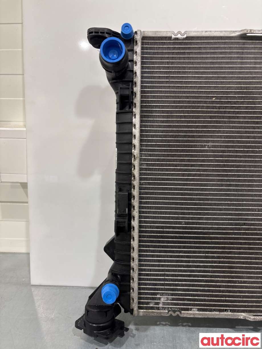 Radiator (automat gir) til Audi A6 2011-2014 (Type IV, Fase 1) (C7) (C7) (AUDI|8K0121251H|)