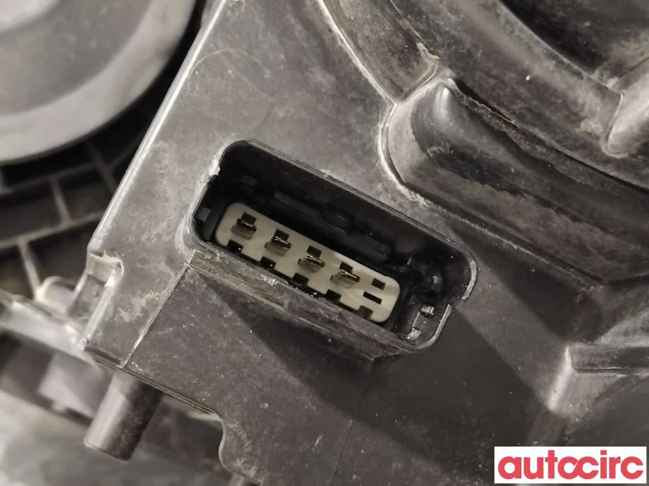 Frontlykt høyre halogen til Nissan Qashqai 2010-2014 (Type I, Fase 2)  (NISSAN|26010BR00B|1EL010335-12)