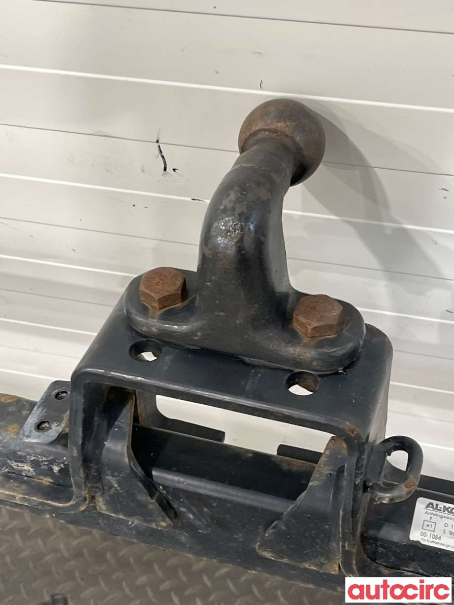 Hengerfeste til Opel Vivaro A 2006-2014 (OPEL|93199014|RNX51A|9121793)