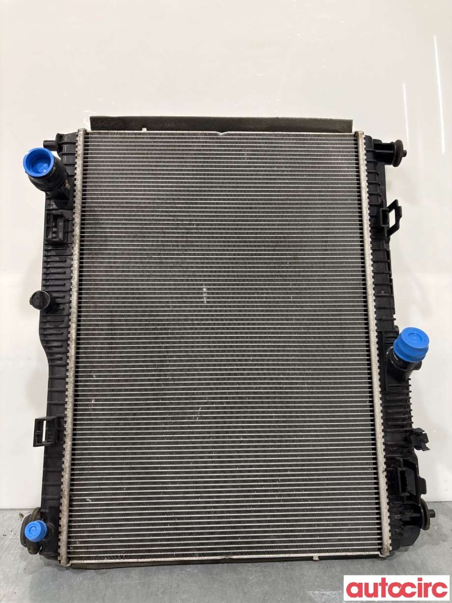 Radiator (automat gir) til Ford Fiesta 2017-->> (Type VII) (FORD|2545467|GN11-8005-CE)