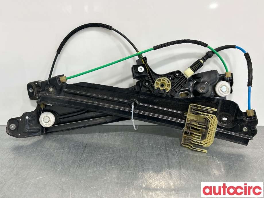 Ruteheis til BMW 5-Serie, 2010-2017 (F10/F11) (F10/F11) (BMW|51337182132)