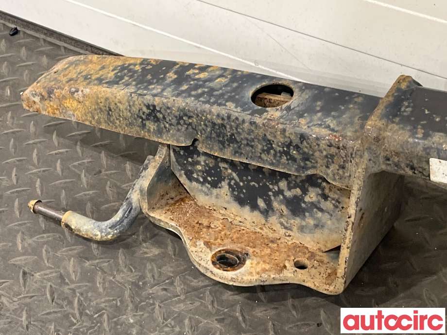 Hengerfeste til BMW 3-Serie 2005-2011 (E90/E91/E92/E93) (E90/E91/E92/E93) (BMW|71606791155|303211|678458302)