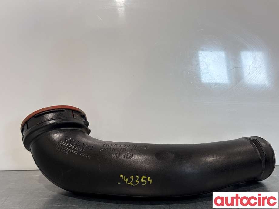 Luftslange innsug til Volvo V60/V60 CC 2013-2018 (Type I, Fase 2)  (VOLVO|30774692|)