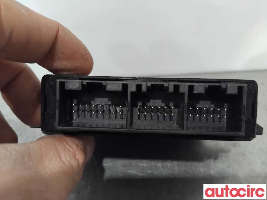Styreenhet parkering til Audi A4 2007-2014 (Type IV) (B8) (B8) (AUDI|8K0919475T|304322)