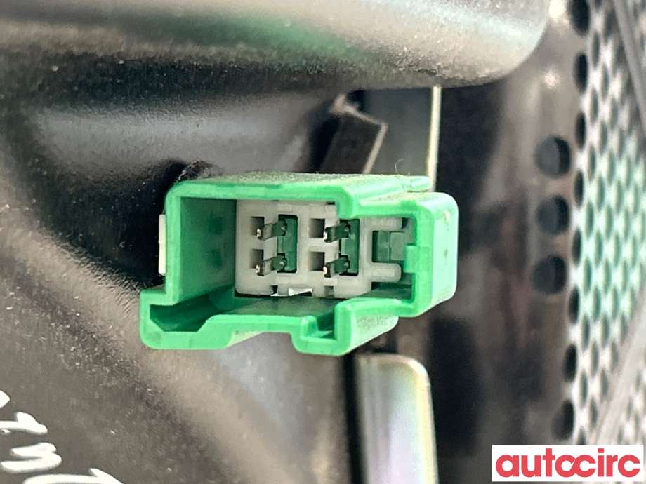 Bilstereo høyttaler til Ford Mondeo 2014-2019 (Type V, Fase 1)  (FORD|1860601||DS7T-19A067-AA)