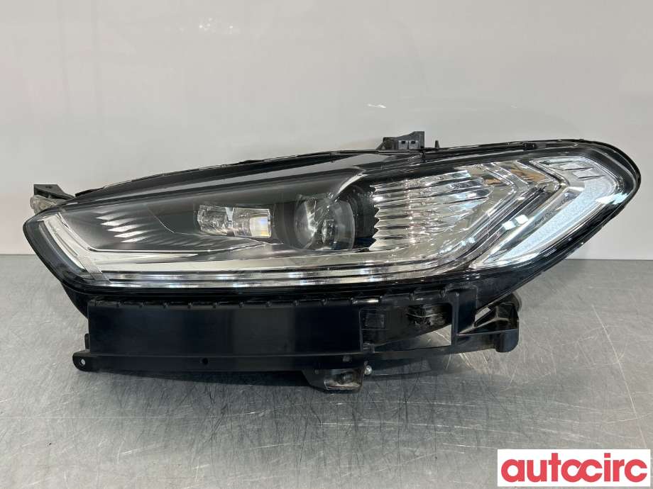 Frontlykt venstre halogen til Ford Mondeo, 2014-2019 (Type V, Fase 1)  (FORD|)