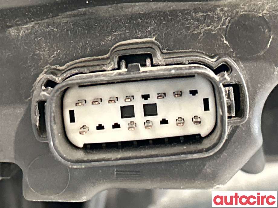 Frontlykt venstre halogen til Ford Mondeo 2014-2019 (Type V, Fase 1) (FORD||89910196|ES73-13D155-AF)