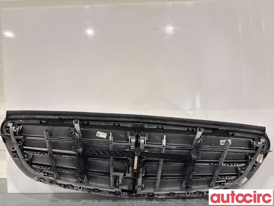 Grill til Mercedes C-Klasse 2014-2018 (Fase 1) (W205) (W205) (MERCEDES|A2058801583|)