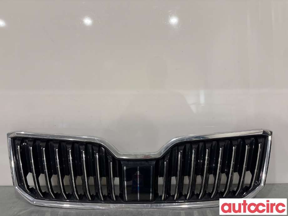 Grill til Škoda Superb, 2015-->> (Type III)  (SKODA|3V0853653B)