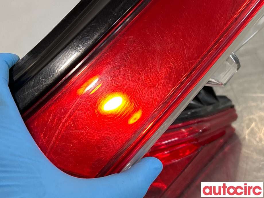 Baklykt venstre indre til Toyota C-HR 2016-->> (TOYOTA|81591F4010||81590-F4010)