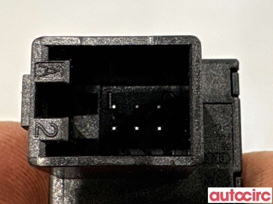 Bryter Antispinn til Audi Q3 2011-2014 (Type I, Fase 1) (AUDI|8U0927134|)