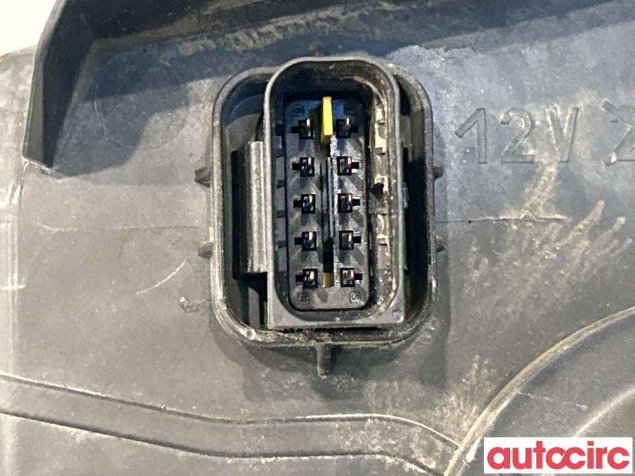 Frontlykt høyre halogen til Opel Combo E 2019-->>  (OPEL|1634150880|90145358|9816825980)