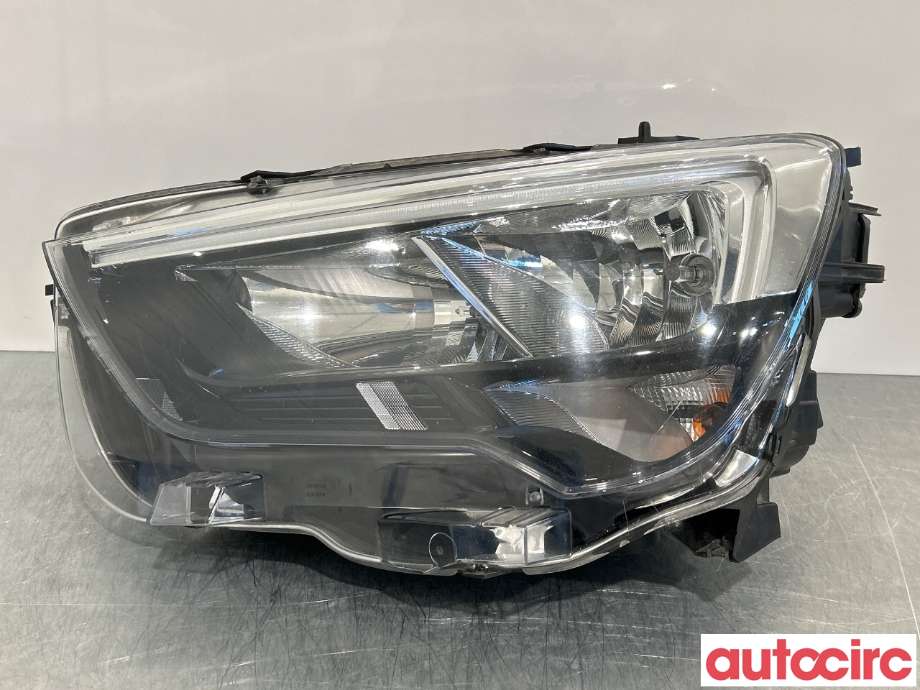 Frontlykt venstre halogen til Opel Combo E, 2019-->> (OPEL|1634151380)