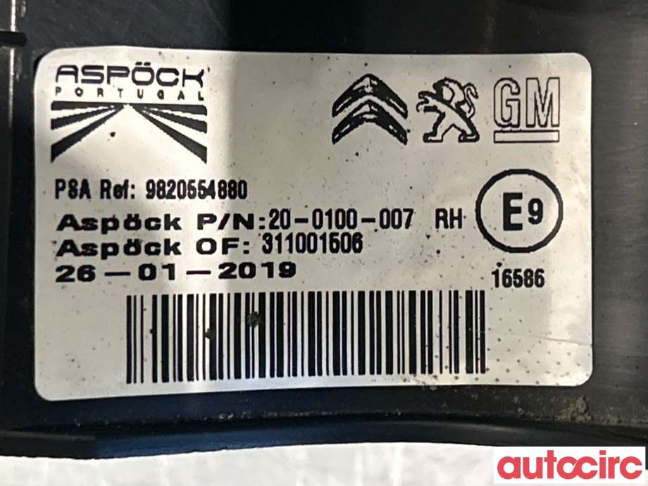 Baklykt høyre til Opel Combo E 2019-->>  (OPEL|9820554880|)