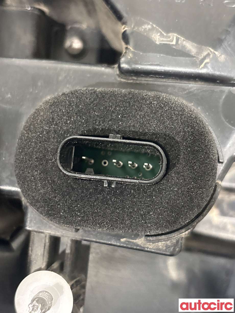 Baklykt venstre til Tesla Model Y 2021-2024 (Type I)  (TESLA|1502086-00-D|)
